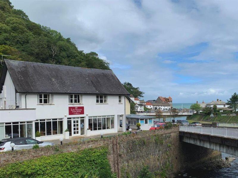 The Lyn Valley Guest House Lynton Esterno foto